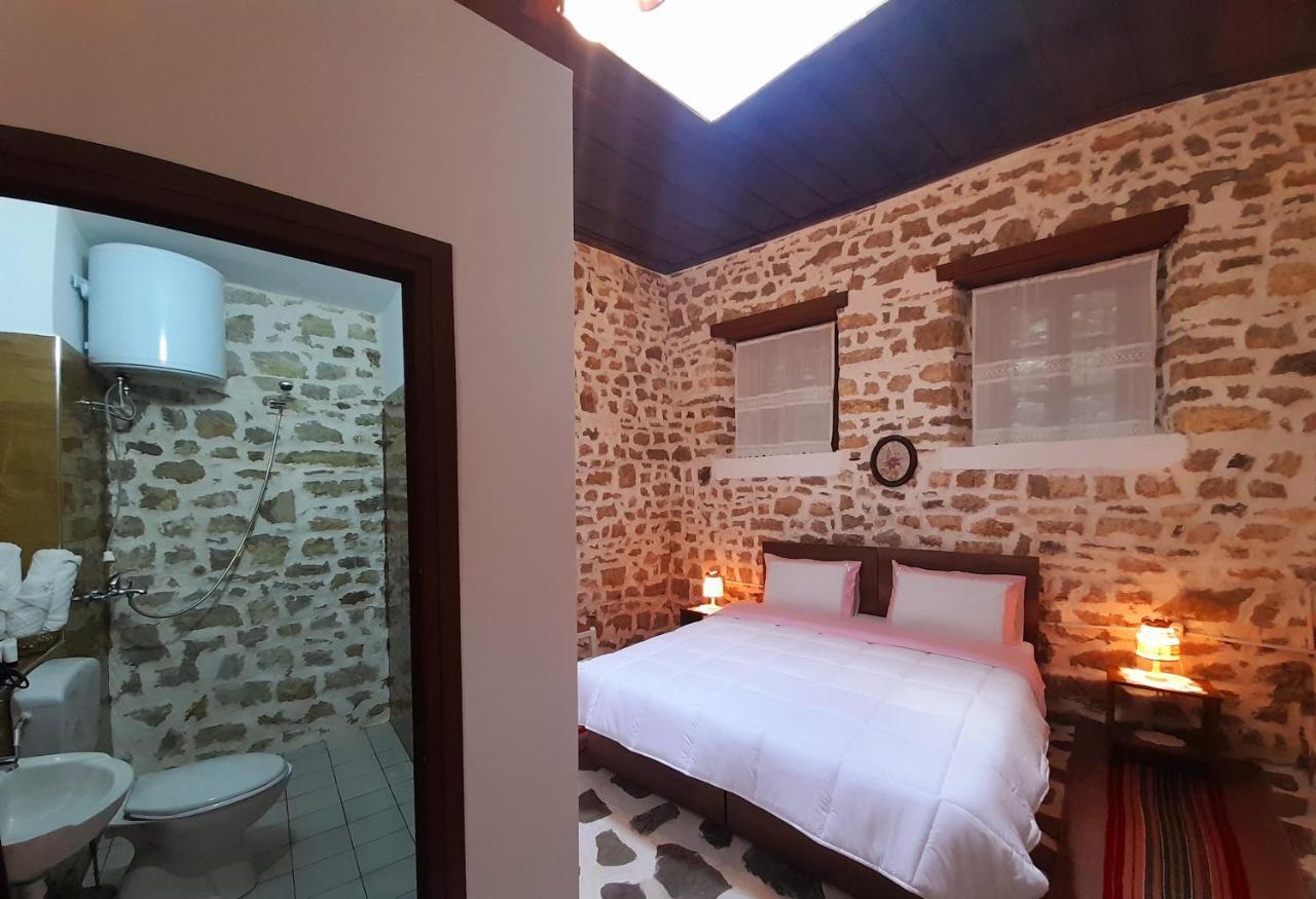 Gorica'S Bridge Hotel 베라트 외부 사진